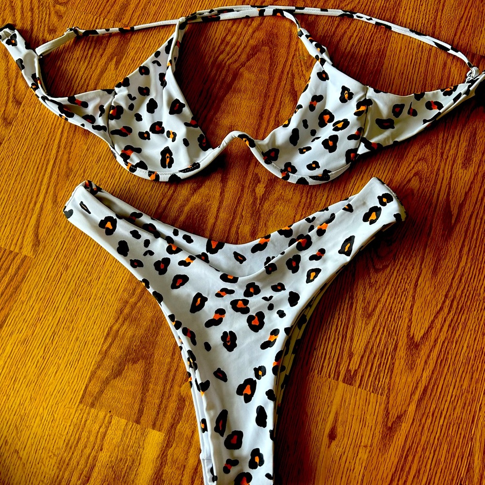 Zaful bikini size medium